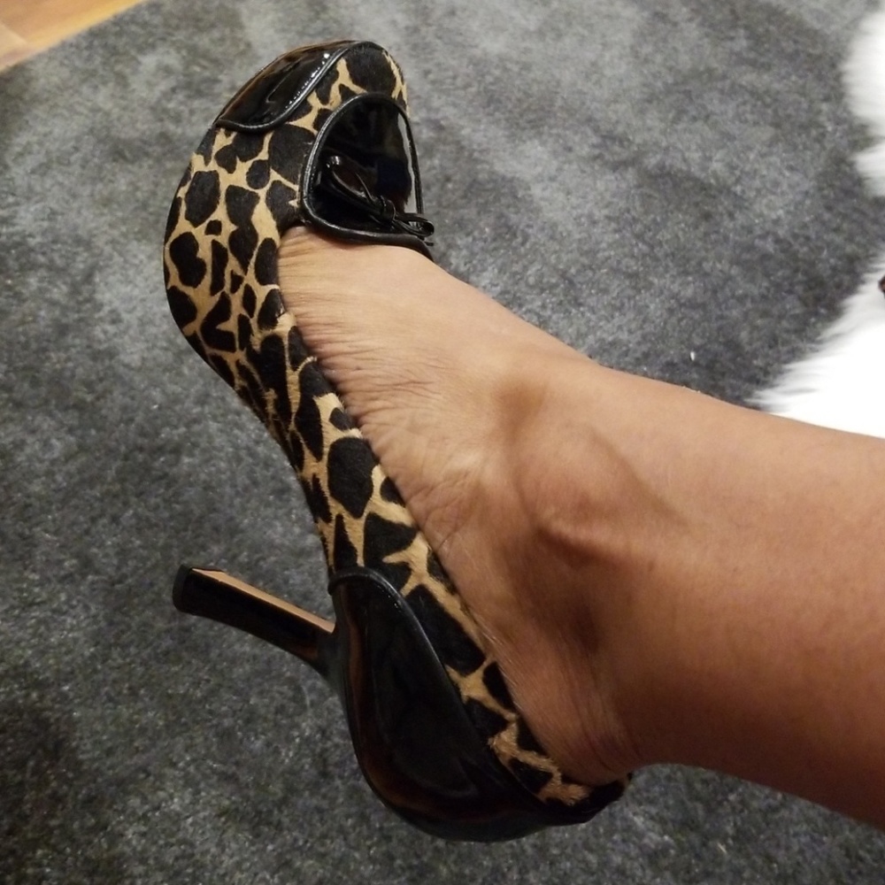 Joan & David Leopard Print Sz 8 1/2